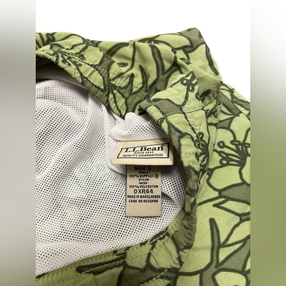L.L Bean green floral swim trunks - Picture 3 of 4
